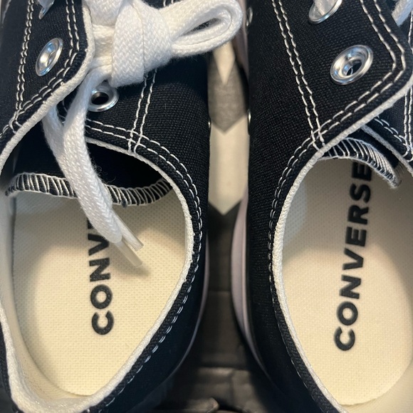 Converse Black and White Platform Low-Top Sneakers unisex M 8.5 W 10 - Picture 3 of 8